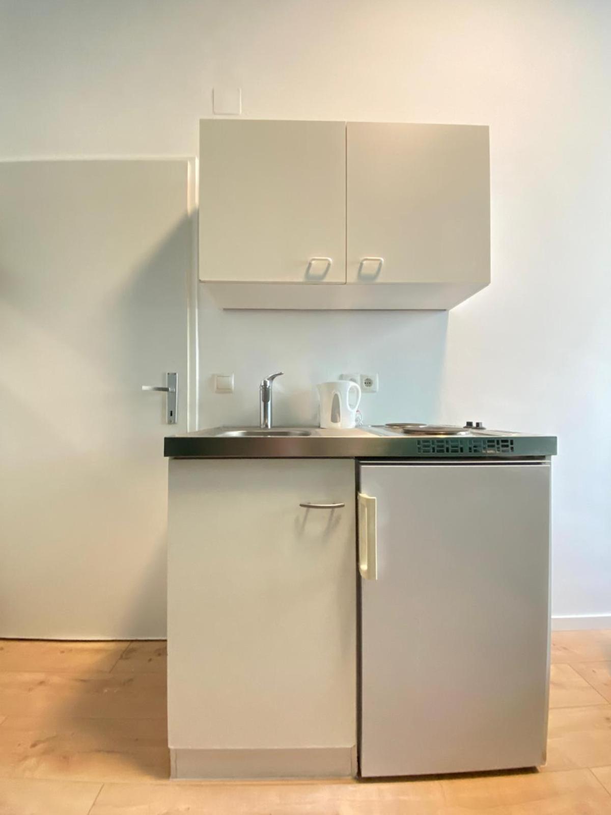8 Fully Equipped Studio Shared Apt W Terrace Margareten 维也纳 外观 照片
