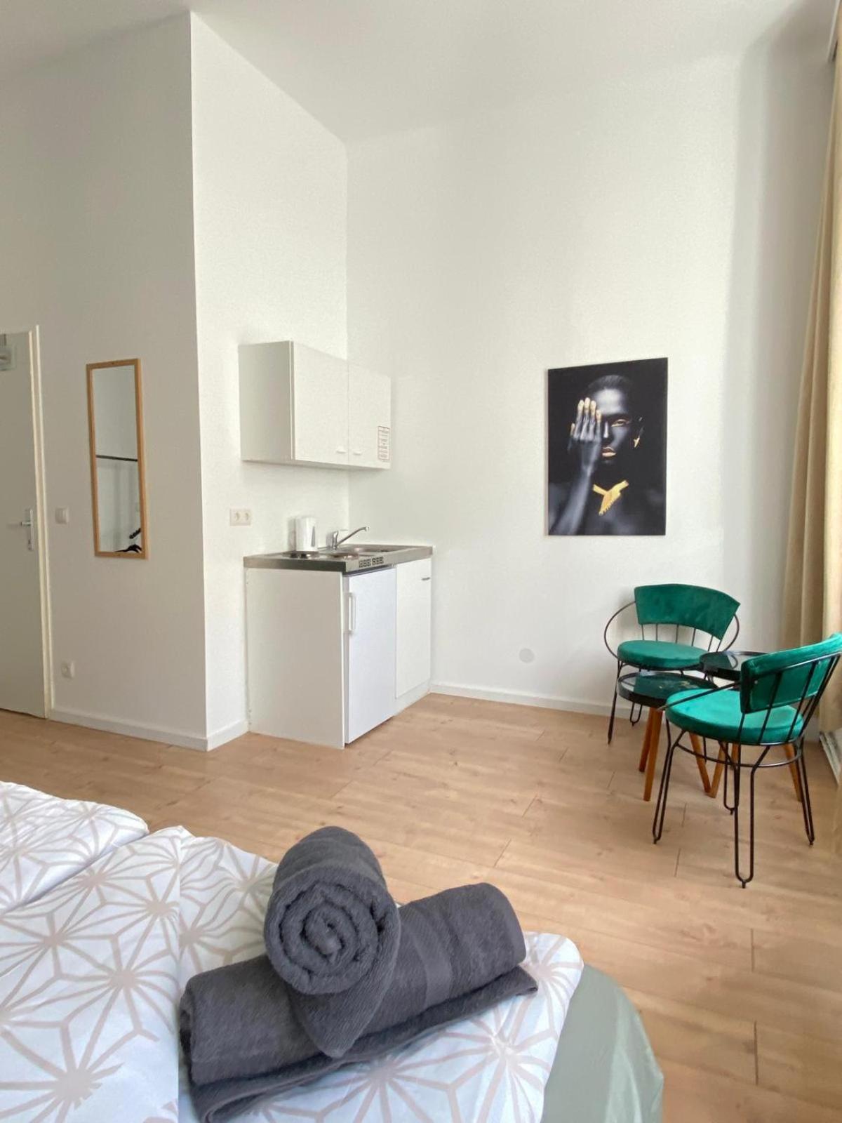 8 Fully Equipped Studio Shared Apt W Terrace Margareten 维也纳 外观 照片