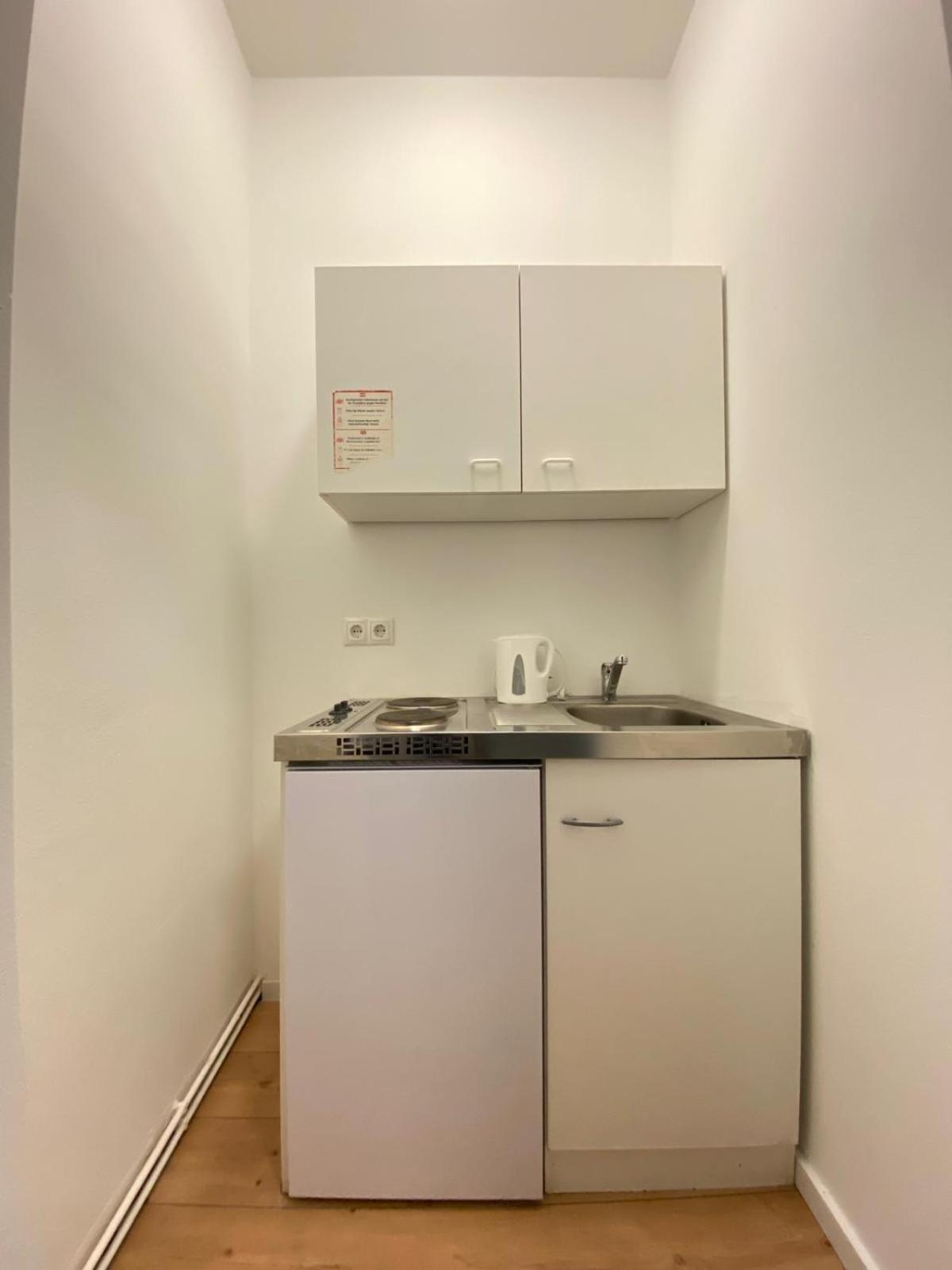 8 Fully Equipped Studio Shared Apt W Terrace Margareten 维也纳 外观 照片