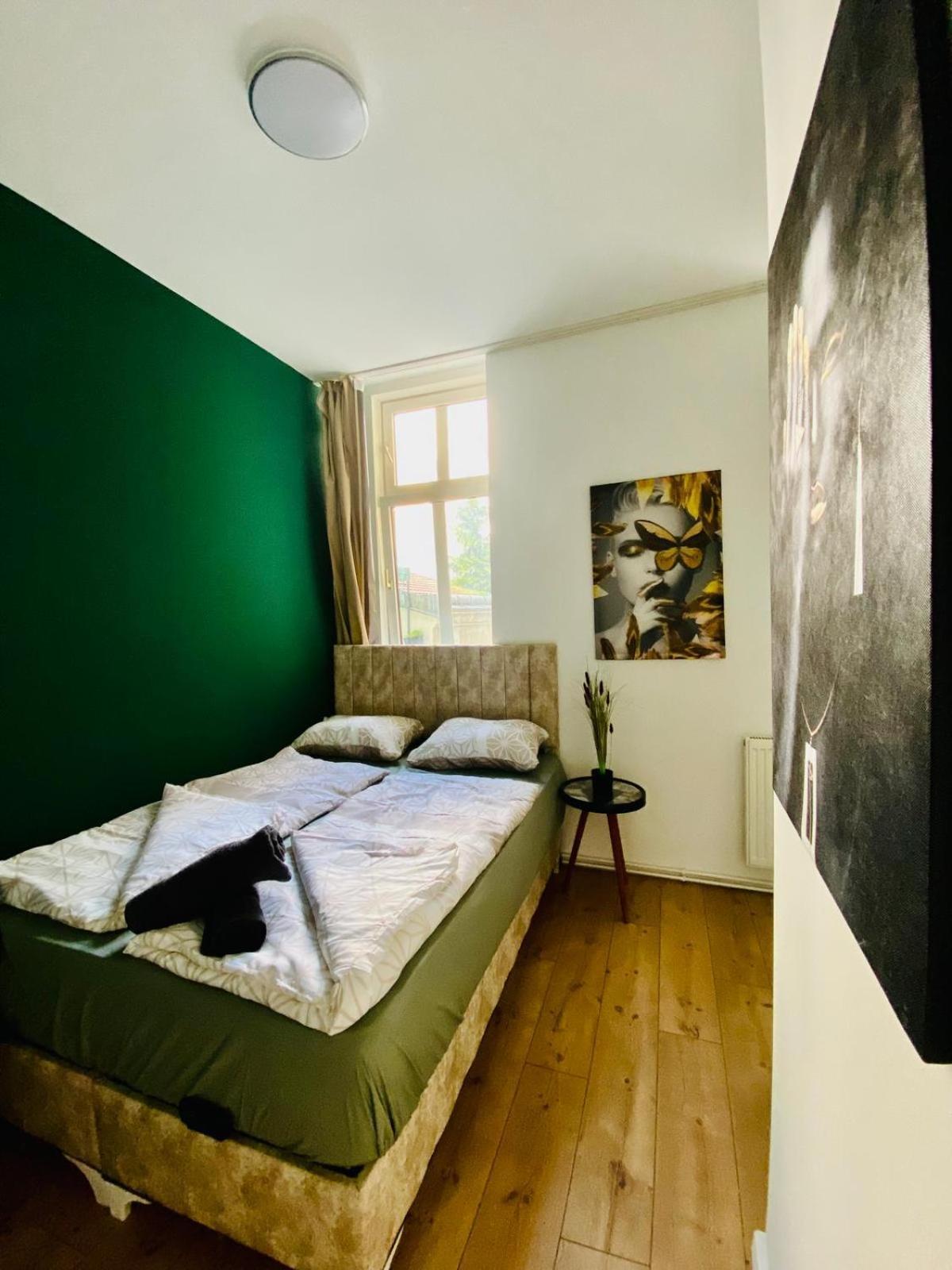 8 Fully Equipped Studio Shared Apt W Terrace Margareten 维也纳 外观 照片