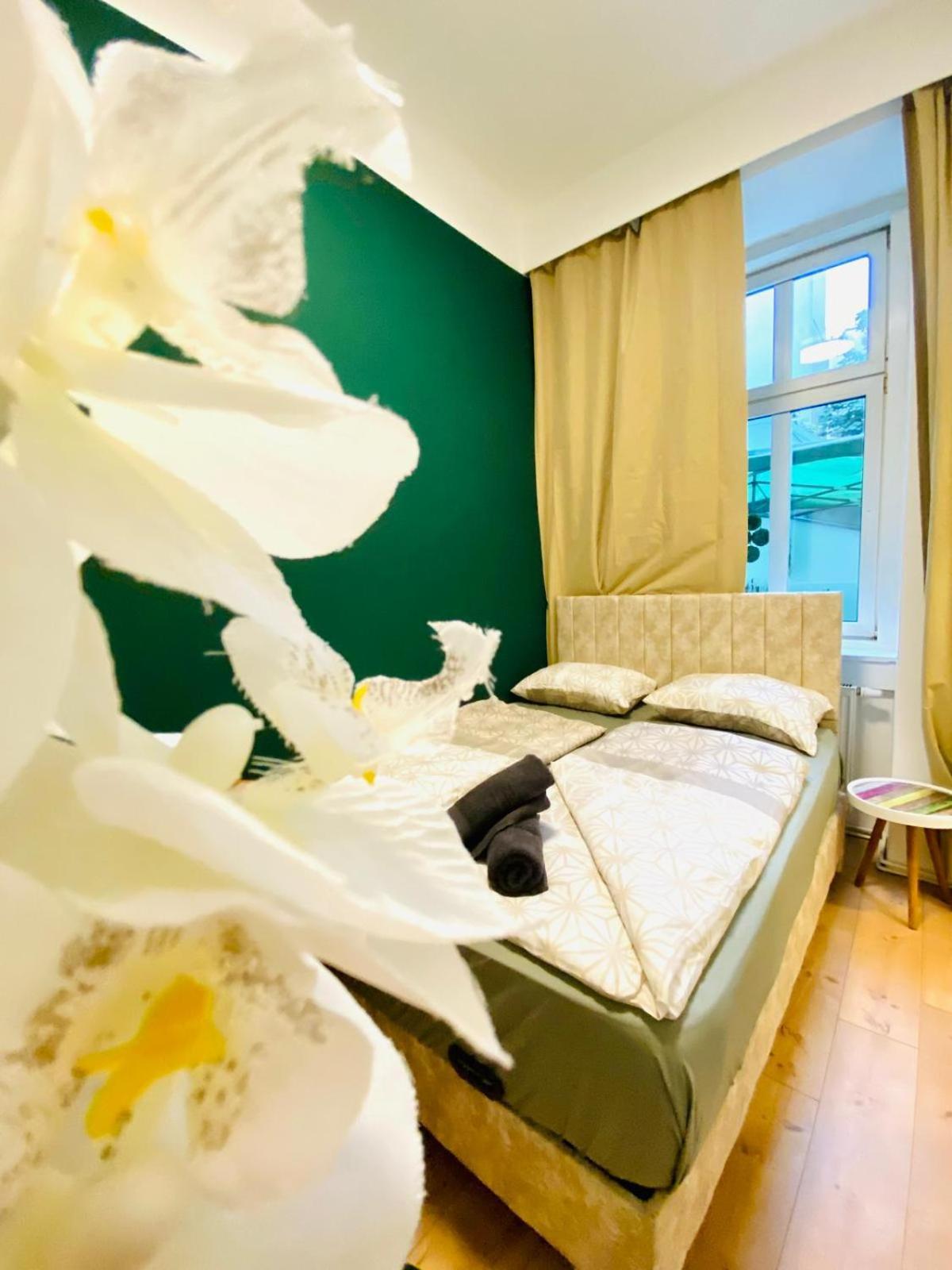 8 Fully Equipped Studio Shared Apt W Terrace Margareten 维也纳 外观 照片