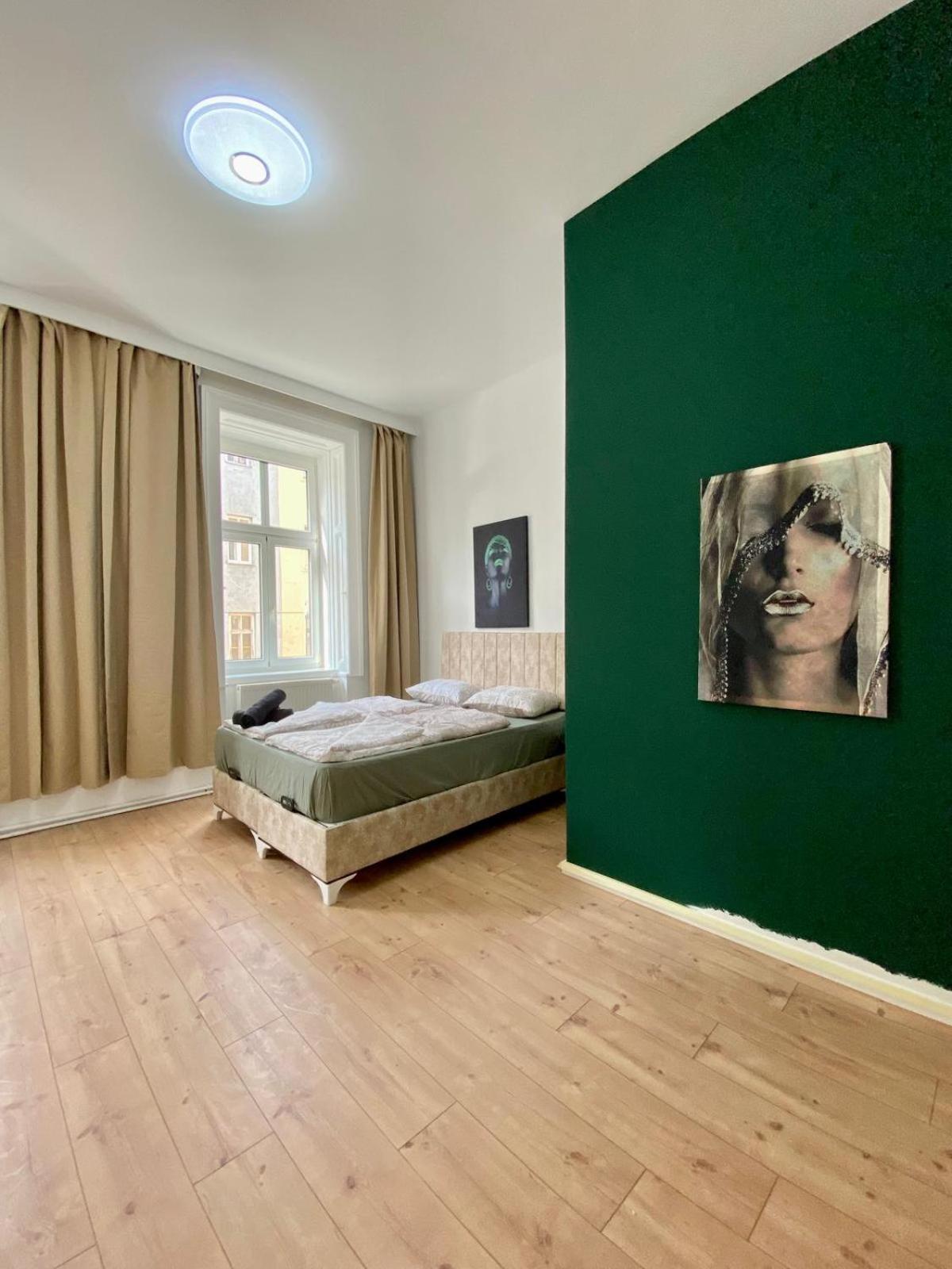 8 Fully Equipped Studio Shared Apt W Terrace Margareten 维也纳 外观 照片