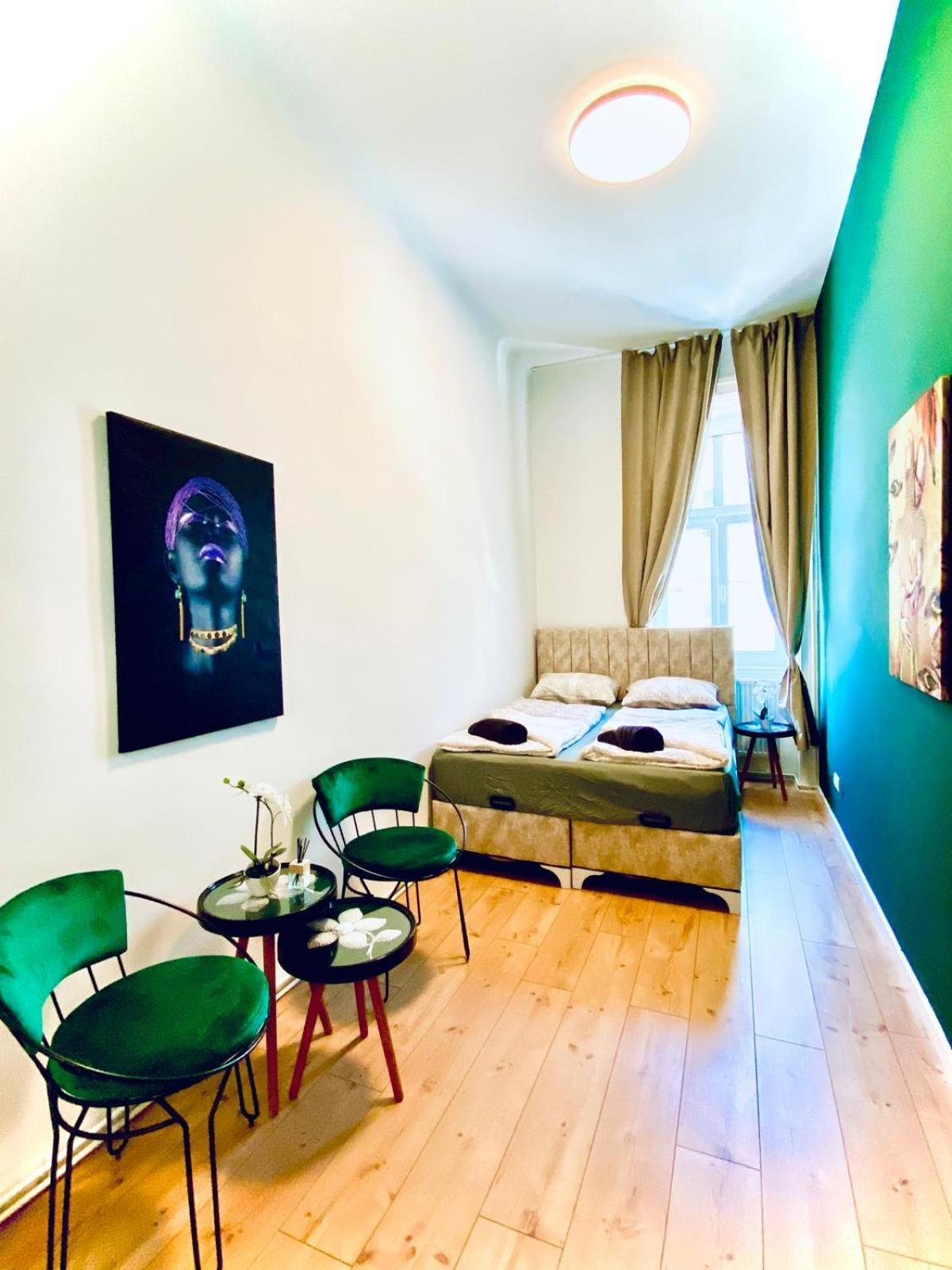 8 Fully Equipped Studio Shared Apt W Terrace Margareten 维也纳 外观 照片
