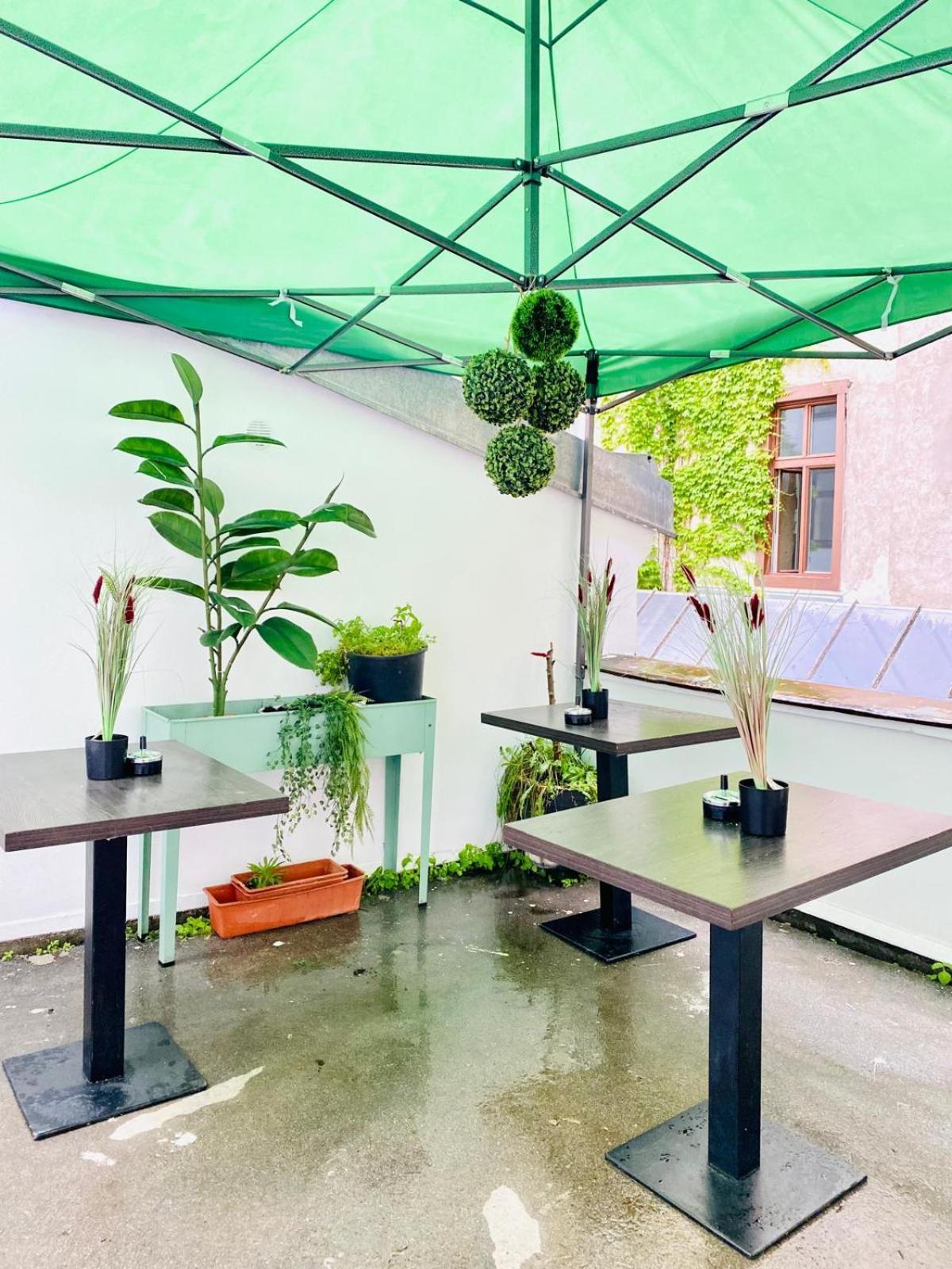 8 Fully Equipped Studio Shared Apt W Terrace Margareten 维也纳 外观 照片